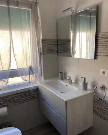 La Giara Guest house *